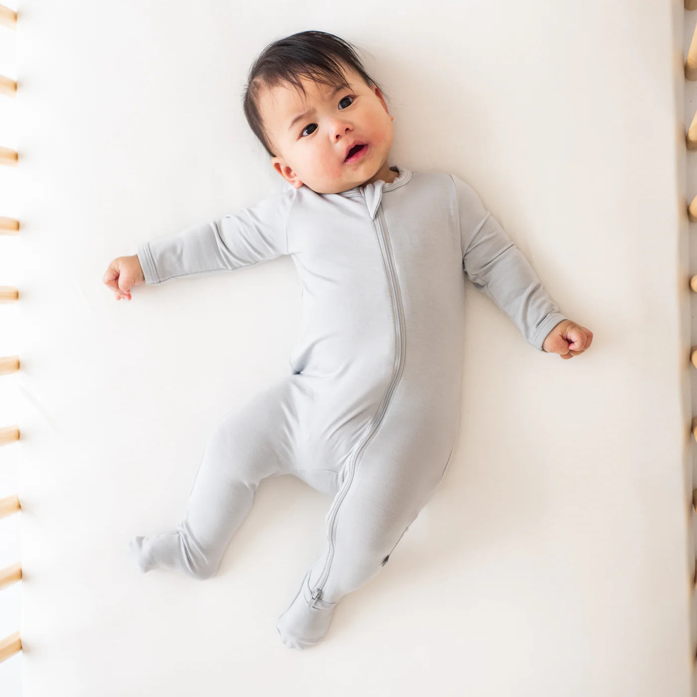 How to Soothe a Teething Baby at Night: 10 Helpful Tips