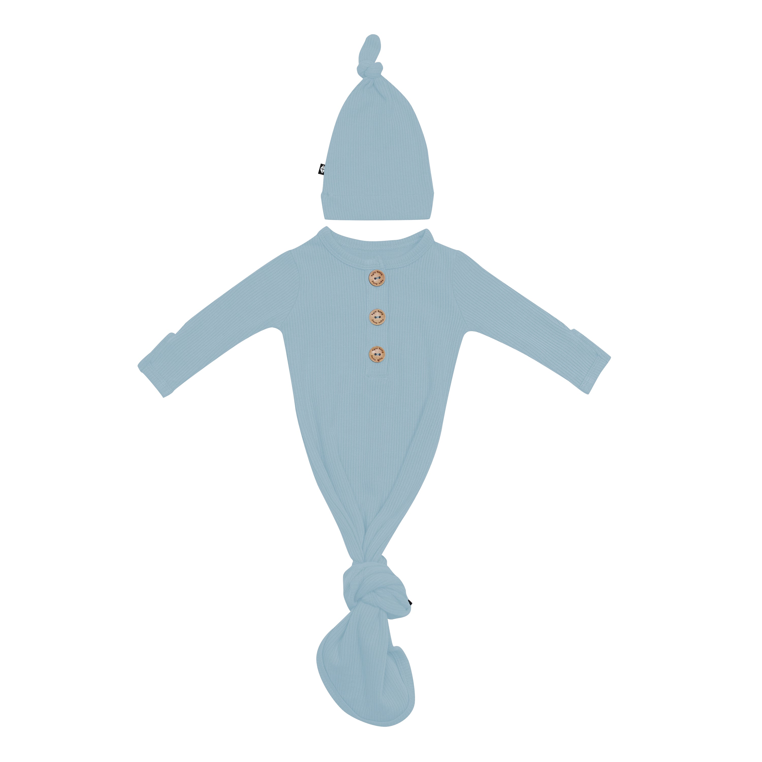 Kyte Baby Knotted Gown and Hat - Dusty Blue