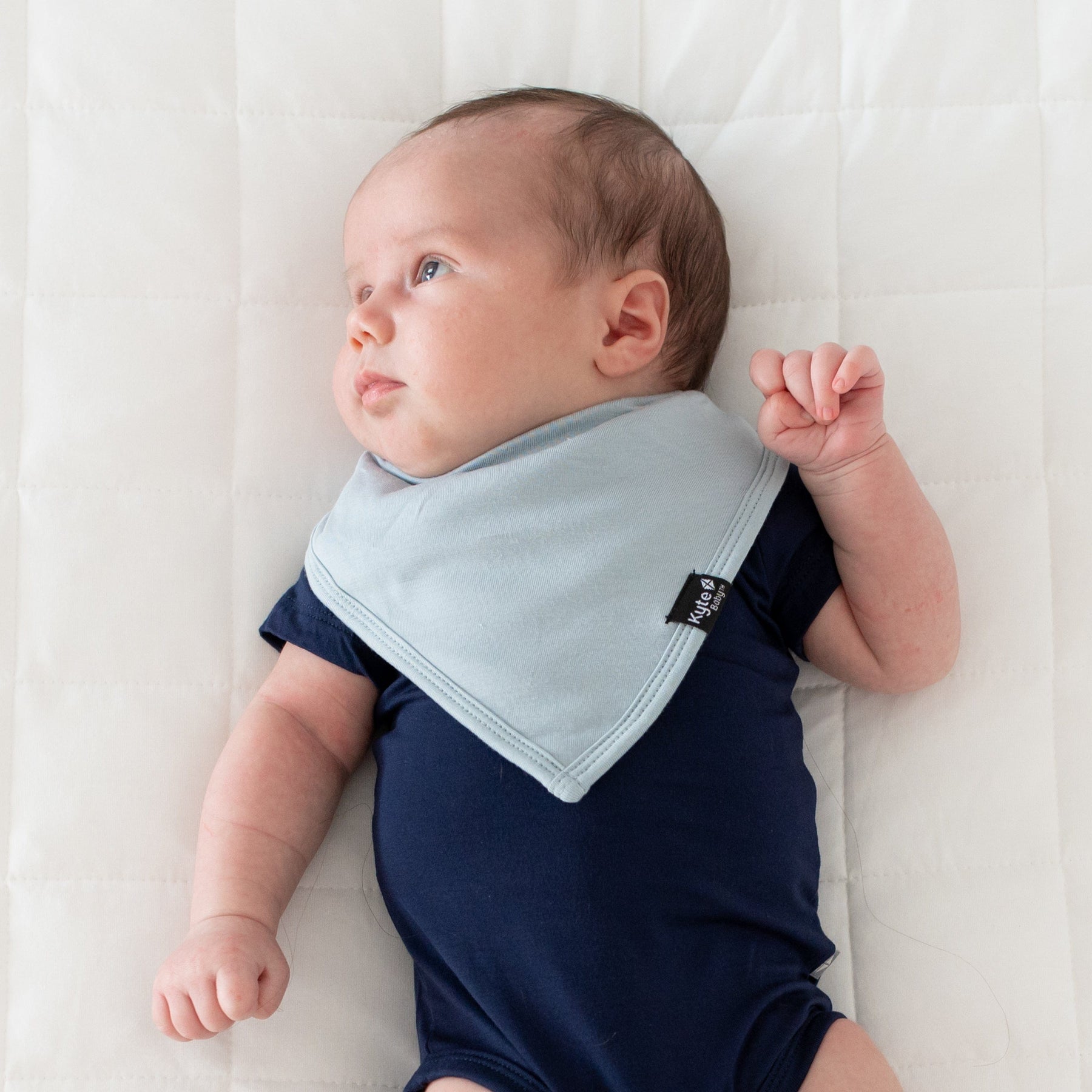 Kyte BABY Bib Fog Bib in Fog