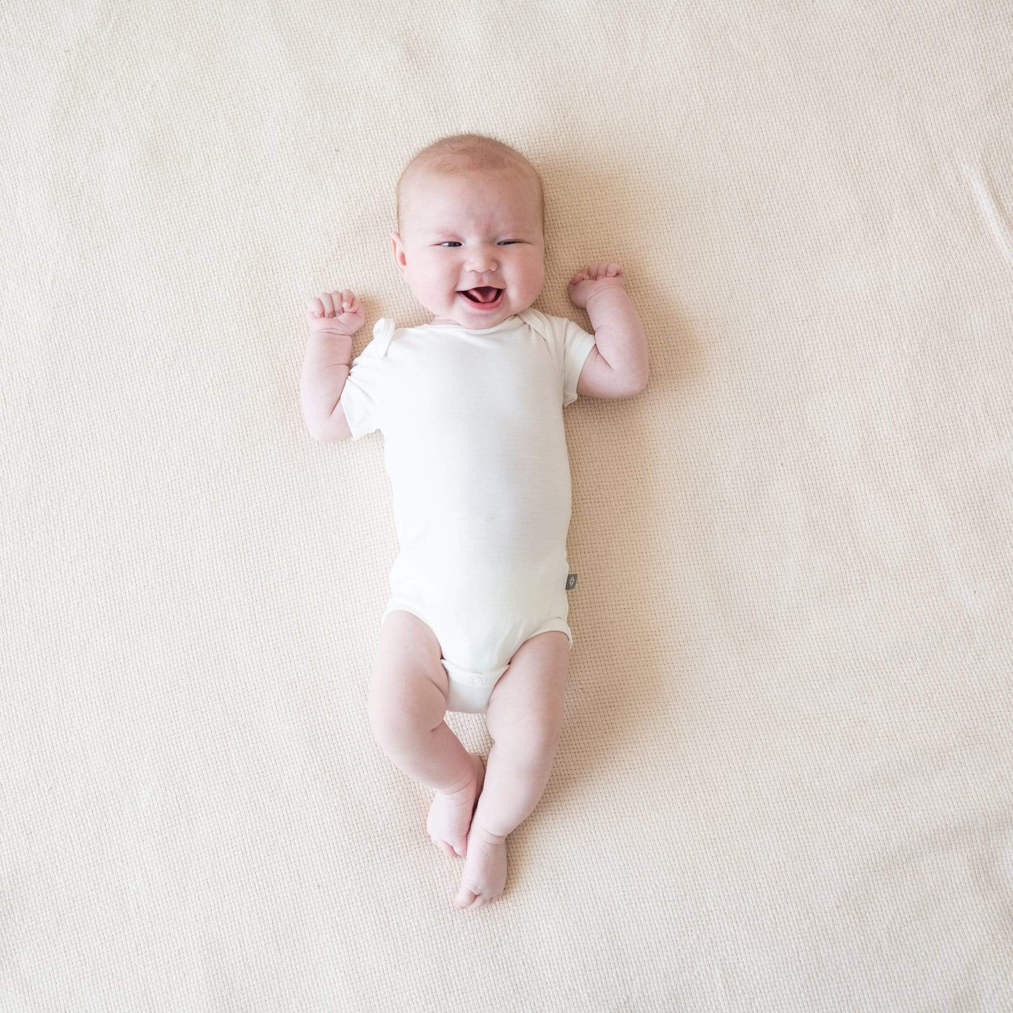 Kyte BABY Layette Bodysuit in Cloud