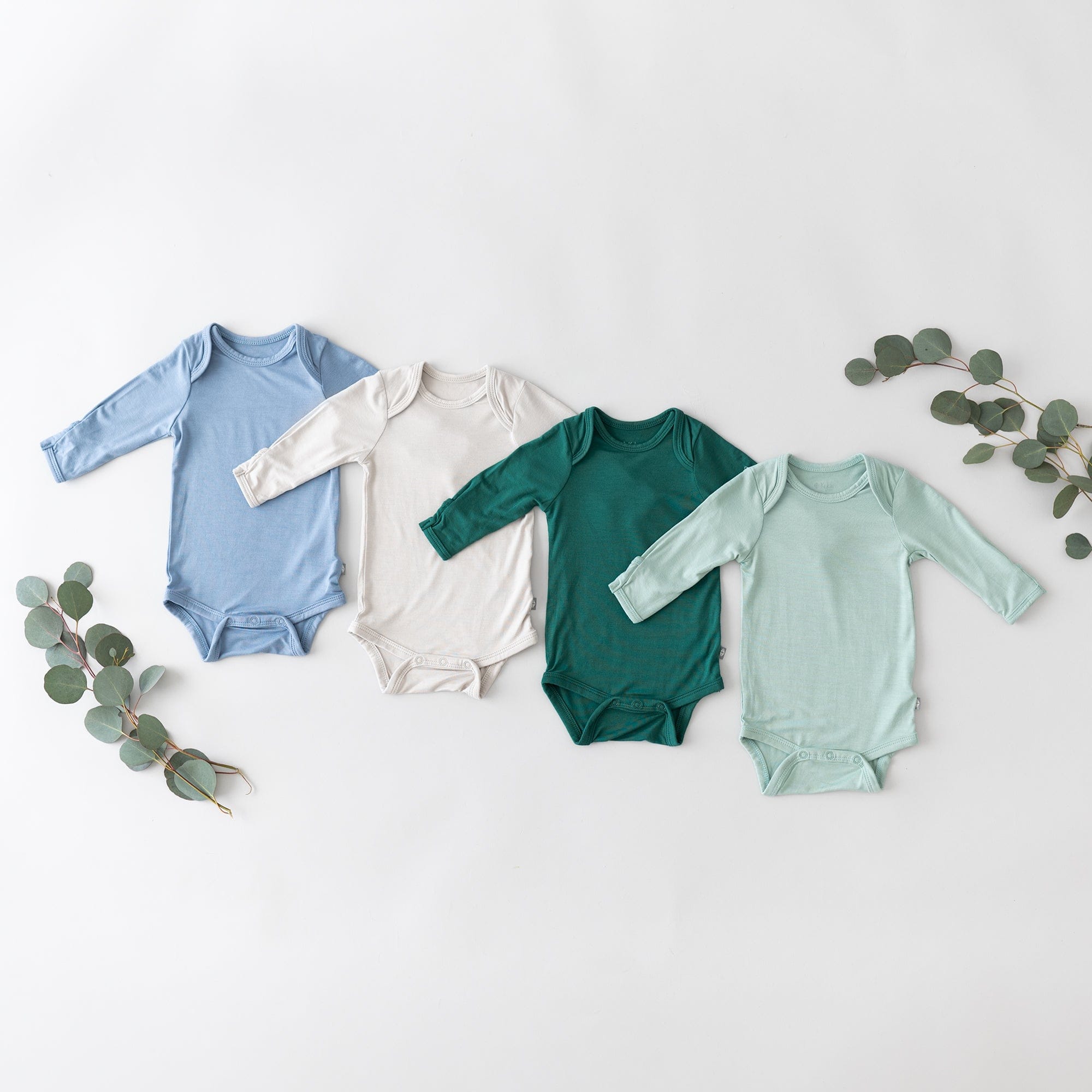 Kyte BABY Layette Long Sleeve Bodysuit in Oat