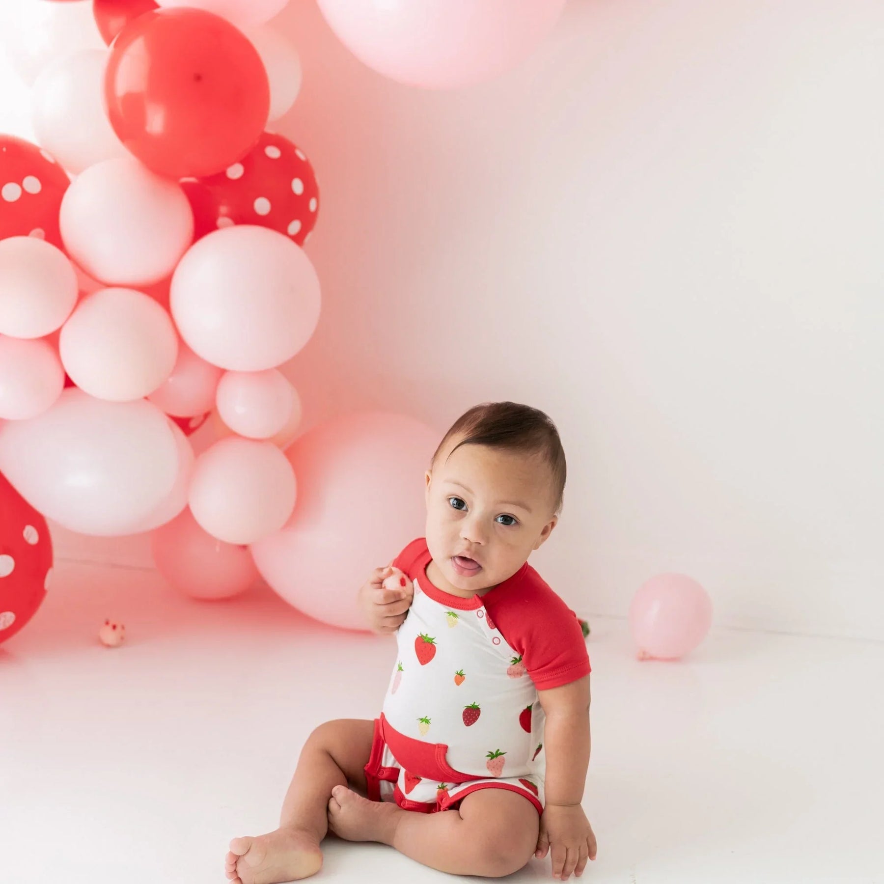 Kyte BABY Shortall Shortall in Strawberry