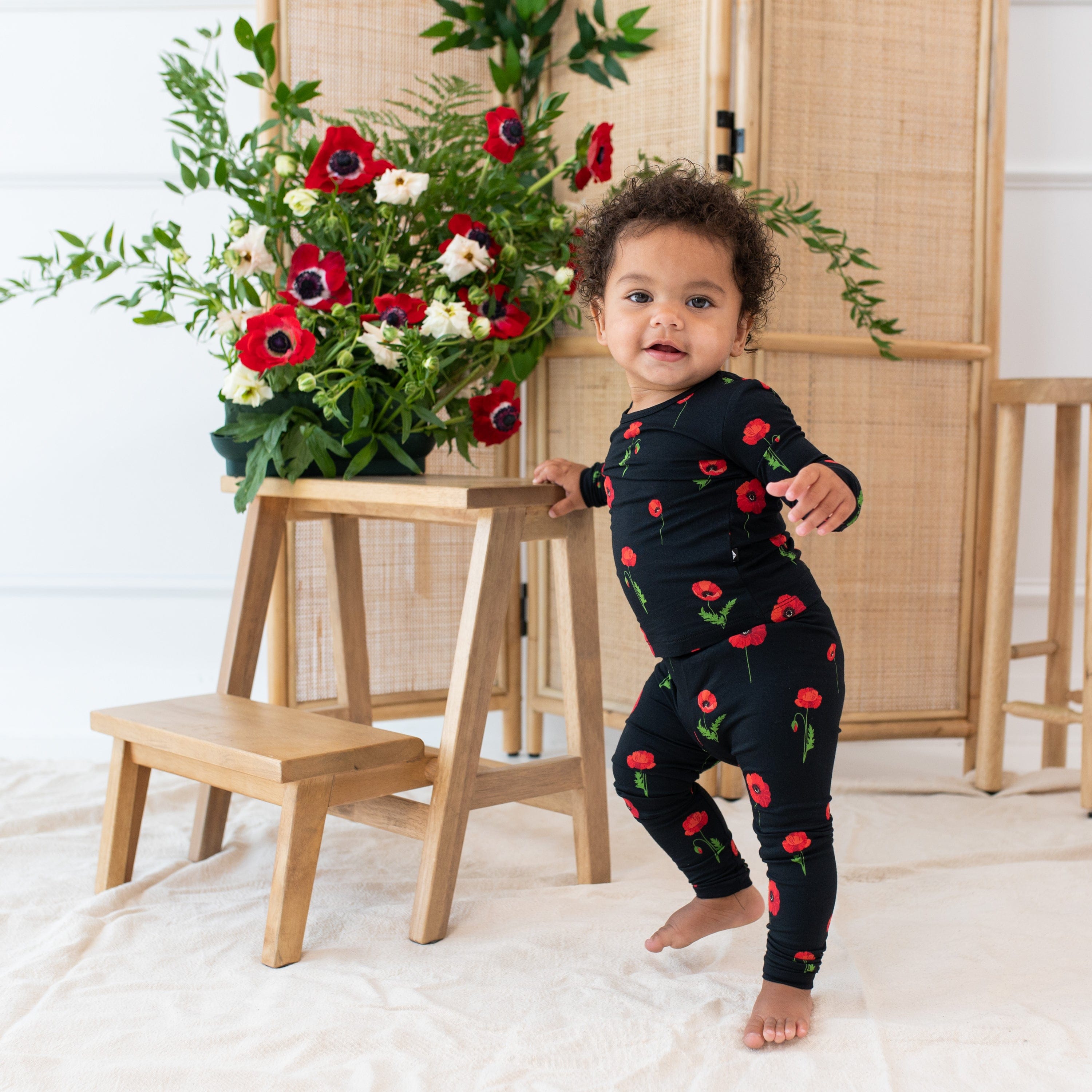 Kyte Baby Toddler Long Sleeve Pajamas Long Sleeve Pajamas in Midnight Poppies