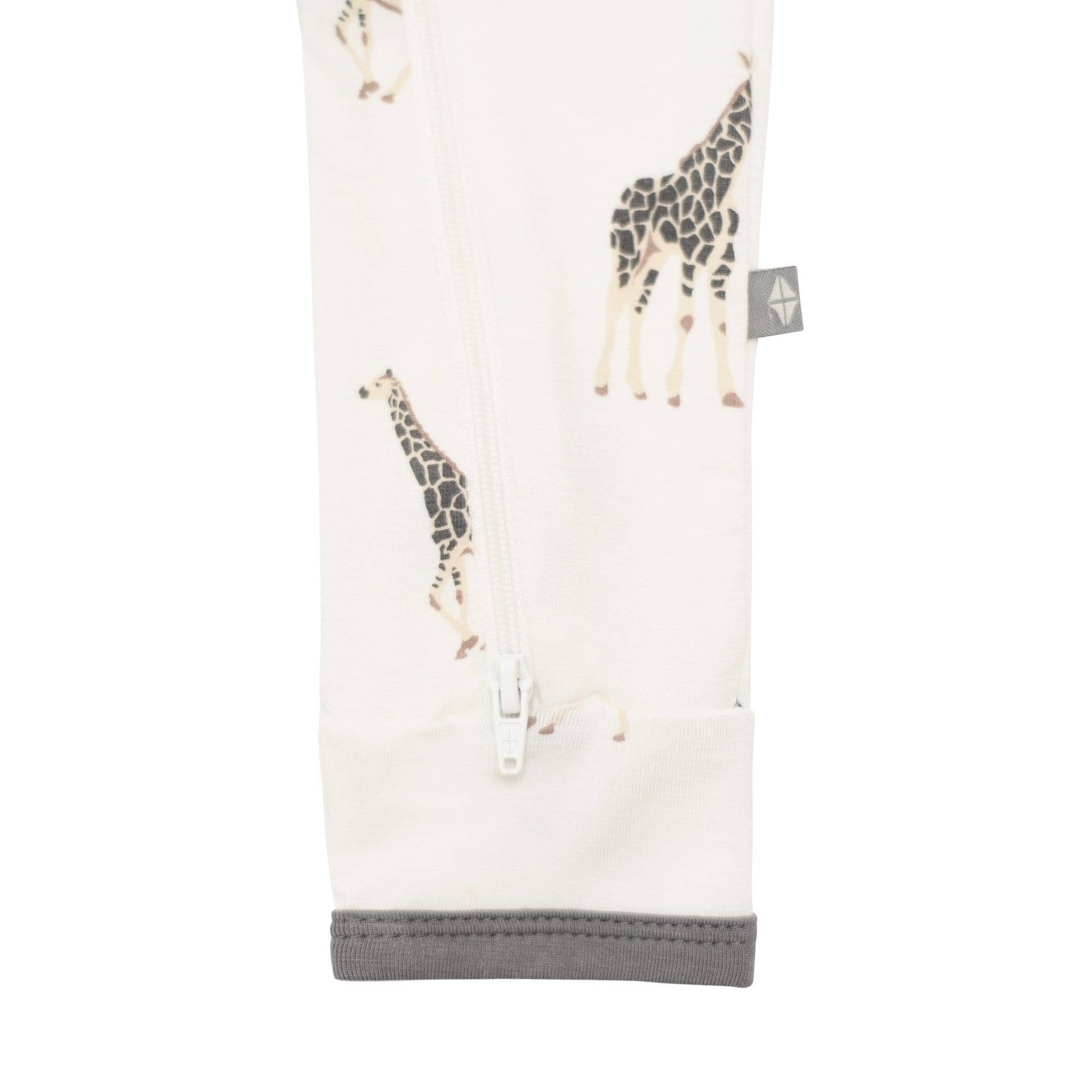 Kyte BABY Zippered Rompers Printed Zippered Romper in Giraffe